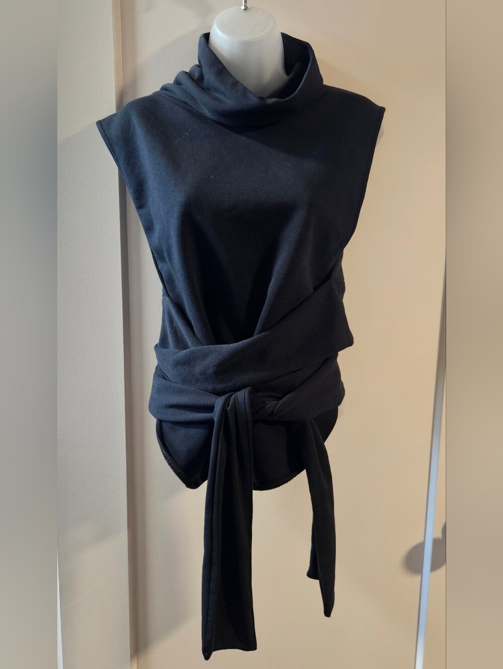 Nike Dry Pullover Sleeveless Versa Wrap
